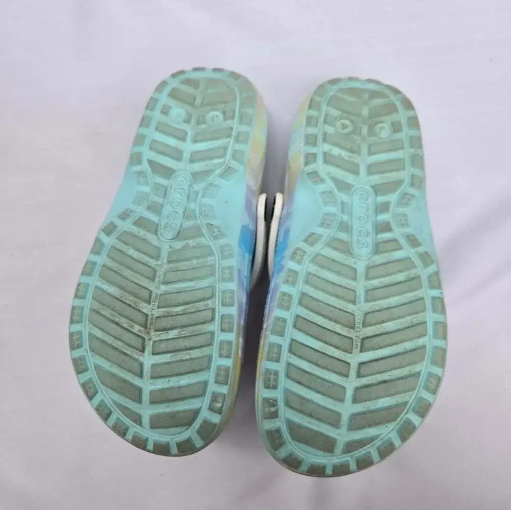 Crocs Kids Multicolor Lined Clog Sandals J4